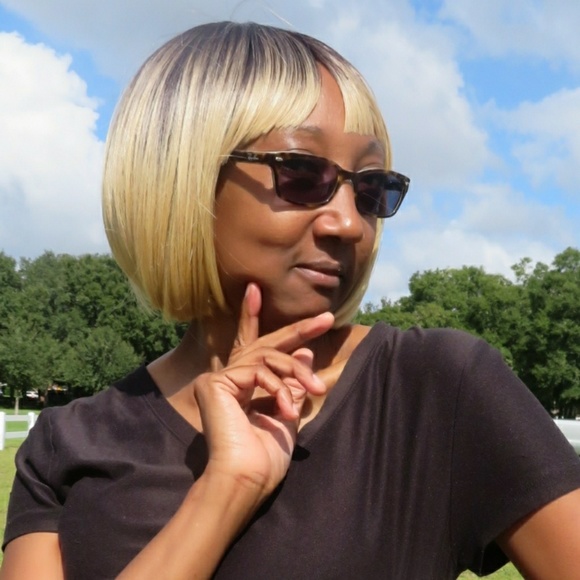 Meet your Posher, Sarell - Picture 1 of 1